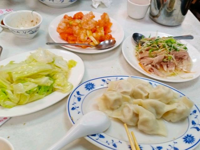 ［台北 美食］青年公園附近的川菜美食 - 新來來水餃川菜館