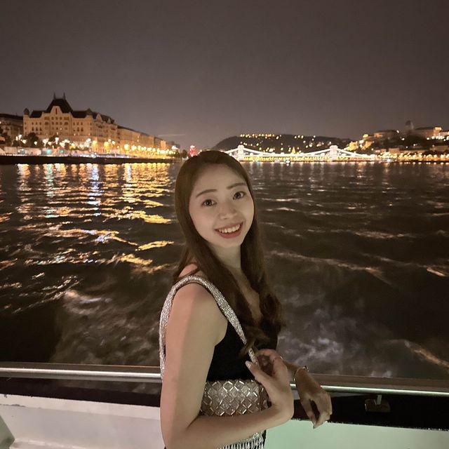 Dinner cruise in Budapest 