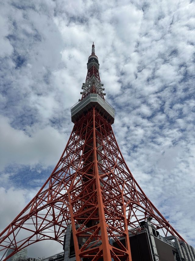 遊客必到東京鐵塔打卡取景位😘