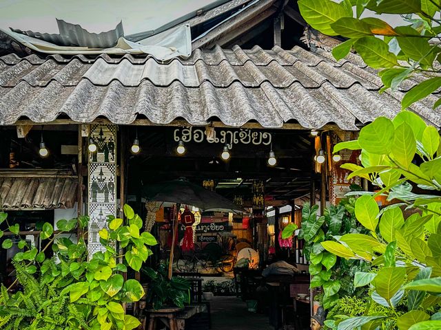 กินดี กินลำ เฮือนภูเชียง ภูเก็ต