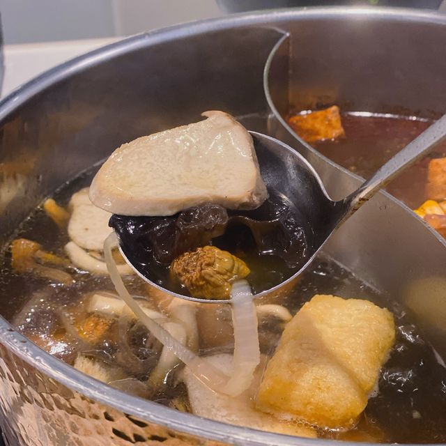 **再次造訪馬祖台灣養生涮涮鍋，享受升級版的美食饗宴！** 🍲🥢
