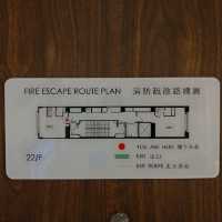 面對港澳碼頭的一梯兩伙懷舊酒店