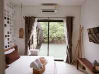 ที่พักติดริมคลอง และป่าโกงกางบนเกาะกูด