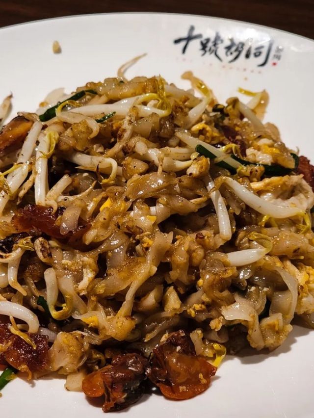 The Popular Hawker Dishes Under 1 Roof⁉️🇲🇾