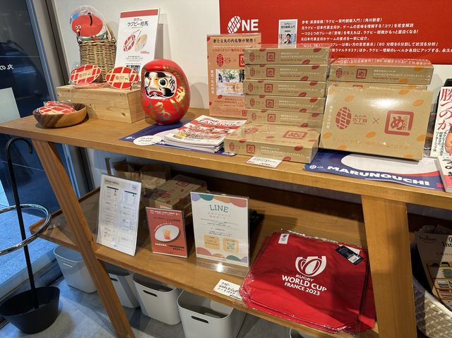 東京・丸の内。期間限定で『RUGBY CAFE』に🏉Marunouchi Happ. Stand & Gallery