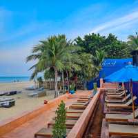 รีสอร์ทหัวหิน สวย เก๋ ติดทะเล สระว่ายน้ำกลางรีสอร์ท