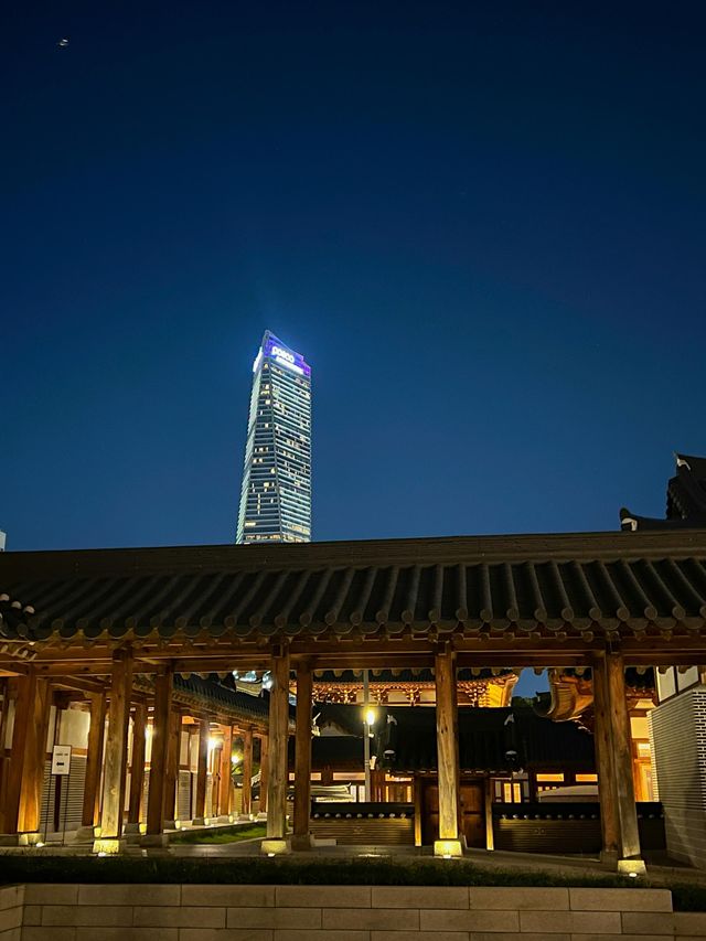동서양의 조화를 느낄 수 있는 송도 경원재 앰배서더