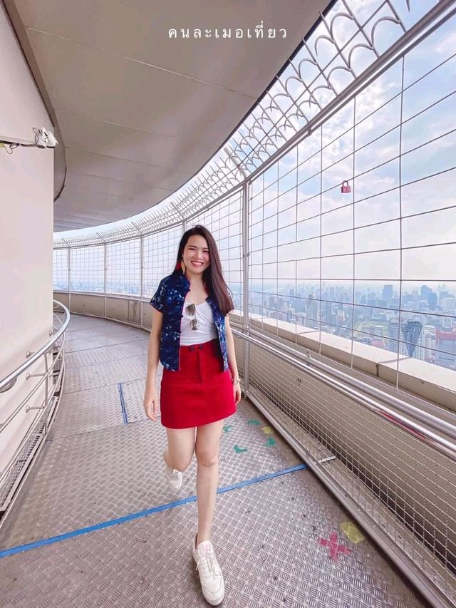 ดินเนอร์สุดพรีเมียม เสิร์ฟพร้อมวิวสวยๆบนตึกใบหยก