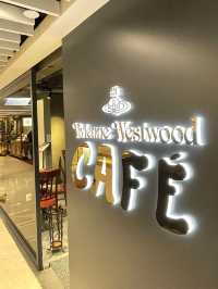 香港銅鑼灣復古英倫風打卡咖啡店-Vivienne Westwood Café