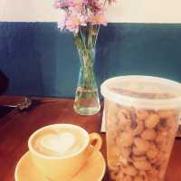 Deal cafe ร้านกาแฟตึกแถวเท่ห์ๆ