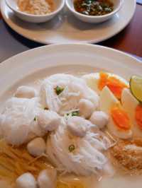 ข้าวแช่คลายร้อน ที่โรงแรม อาม่า ป่าตอง