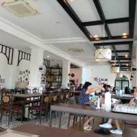 ที่พักกลิ่นอายยุโรป ในเมืองจันท์