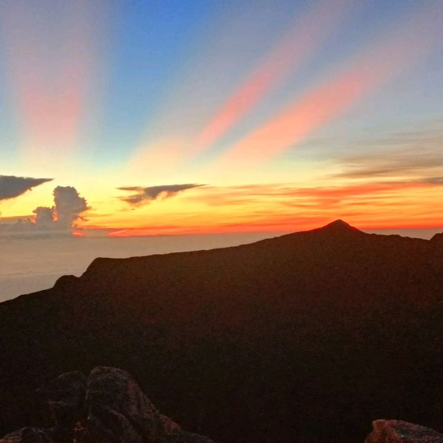 The amazing of mount Kinabalu 