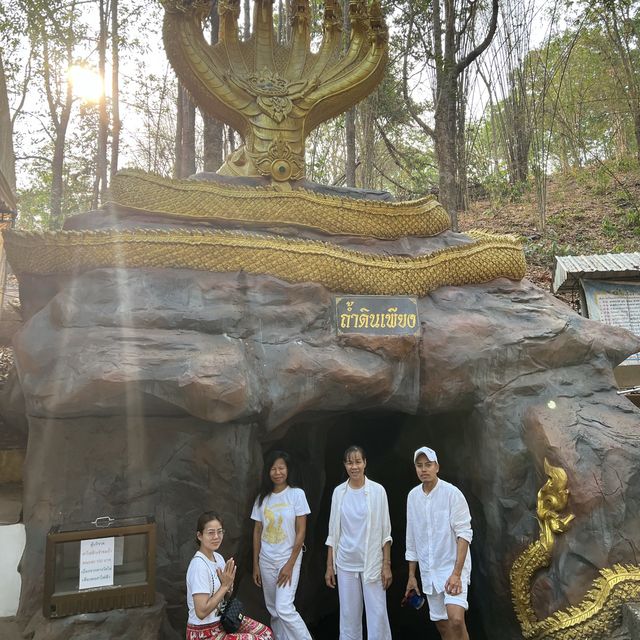 ตามรอยตำนานพญานาค ผจญภัย ถ้ำดินเพียง หนองคาย🐉