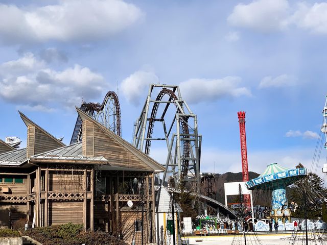 ฟูจิคิวไฮแลนด์(Fuji-Q Highland) 富士急ハイランド