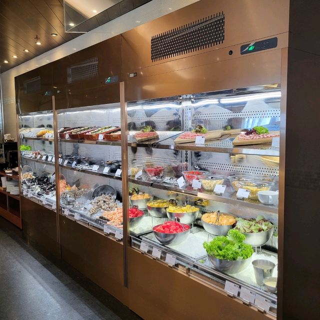 超級抵食的買一送一自助早午餐