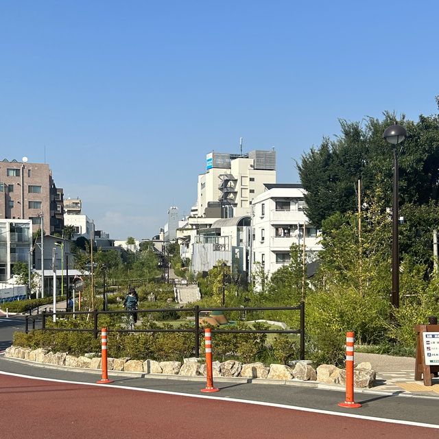 【下北沢】雨庭広場でひと休み