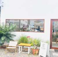 The Elisha Cafe & Bistro 
