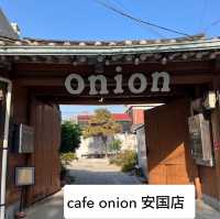 ソウルで人気のカフェ　onion