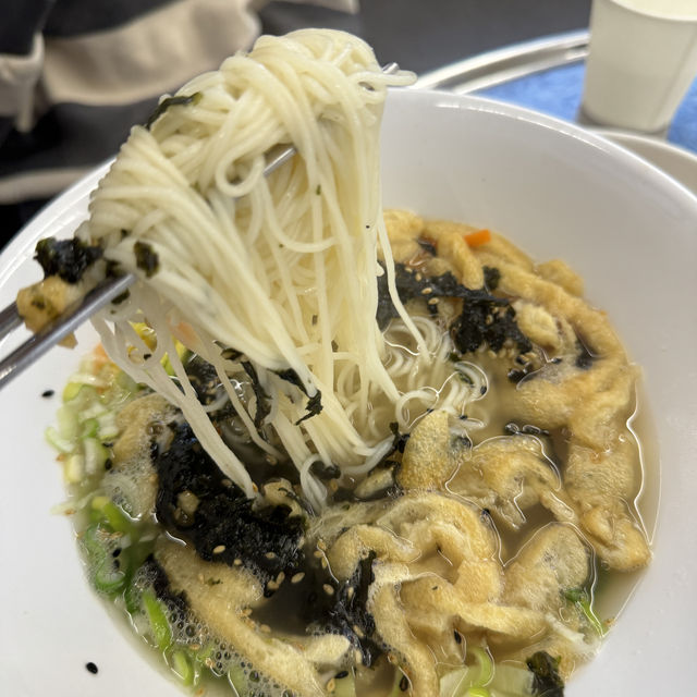 광주 용봉동 육전국수 주는 고기맛집, 창영이부추냉삼&국수집