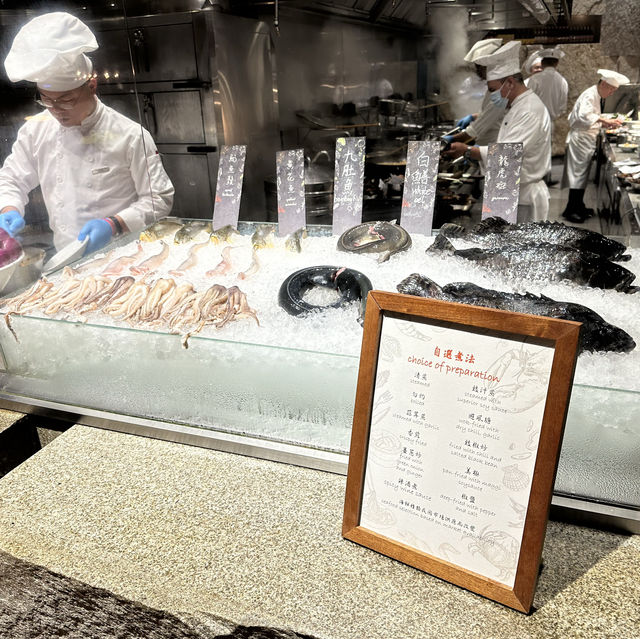 君悅酒店Mezza9自助晚餐：客製化口味，滿足不同口味需求