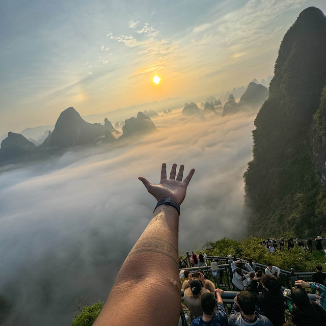 XIANGGONG HILL, YANGSHUO CHINA