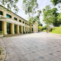 Fort canning centre