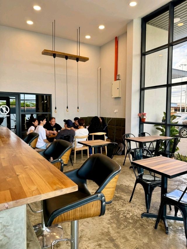 Hidden Cafe - QAVAH by js