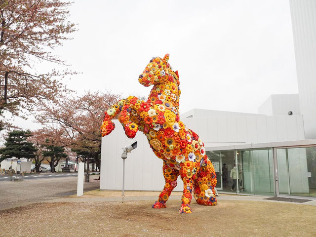 青森十和田市現代美術館