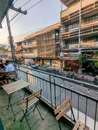 泰國清邁-美食酒吧咖啡鄰立的文青空間：Neighborhood Community