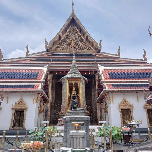   ๑ วันดีๆ ที่พระบรมมหาราชวัง