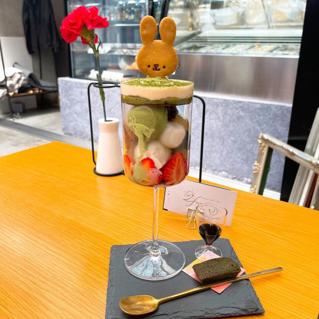 【福岡カフェ】可愛いパフェに会えるカフェ