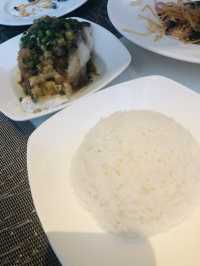 觀塘巧明街Holiday inn酒店2樓Cafe半自助餐，人均價格$130