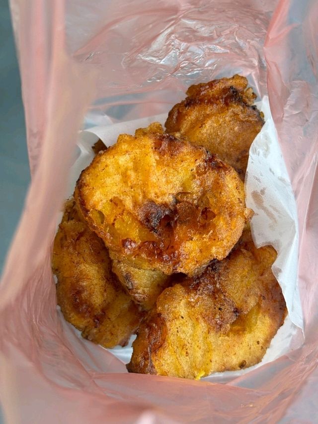 Best Banana Fritters ( Pisang Goreng)