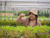 ทำฟาร์มดี Cafe’ and Farm ฟาร์มคาเฟ่ พิกัดชลบุรี