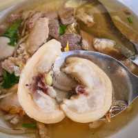 🥓ก๋วยเตี๋ยวลิ้นวัว-ขาหมู