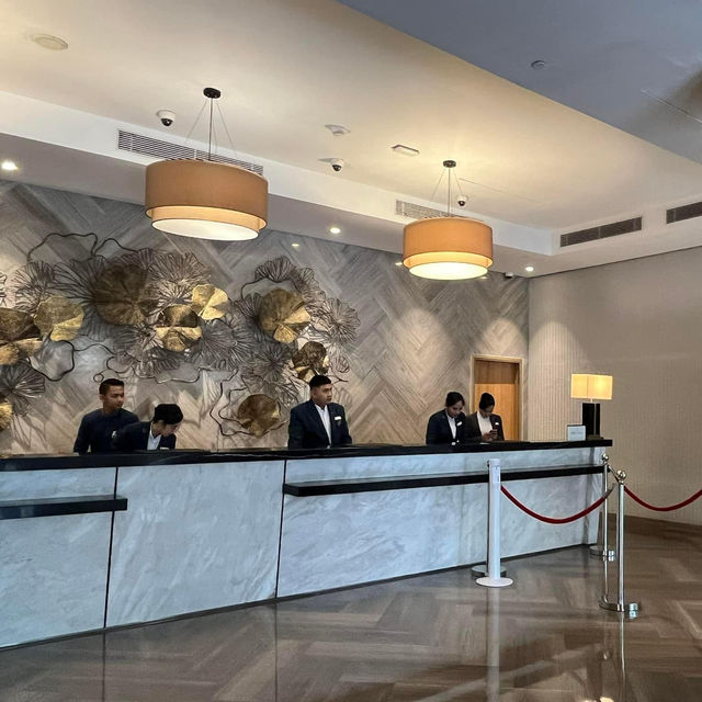 Urban Oasis: The Holiday Inn & Suites Jakarta Gajah Mada