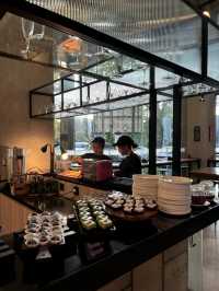 Moxy Bandung โรงแรมสไตล์โมเดิร์นใน Bandung