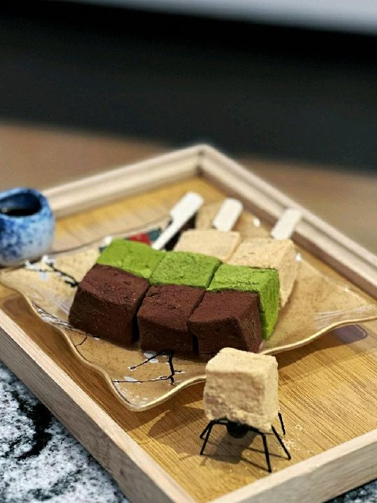 Ji Matcha Tea Time