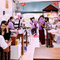 泰國曼谷 不經意的美味船麵 Zaew Noodle แซว ก๋วยเตี๋ยวลูกชิ้นปลา