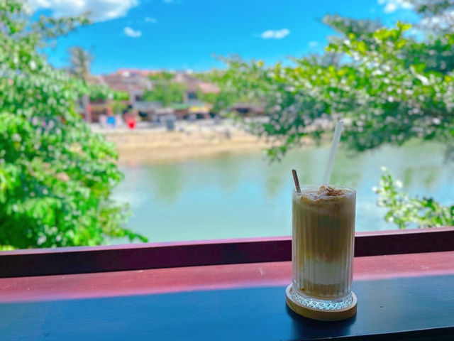 🇻🇳 투본강뷰가 멋진 호이안 올드타운 카페