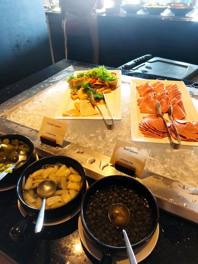 🥞 Wake Up to A Great Breafast Spread 🍜
