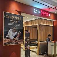 Airside韓國燒肉店 韓文招牌好正宗