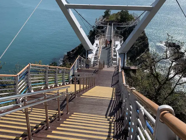 Conquering Heights: A Walk Across Songdo Yonggung Suspension Bridge