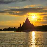 Golden Tulip Pattaya