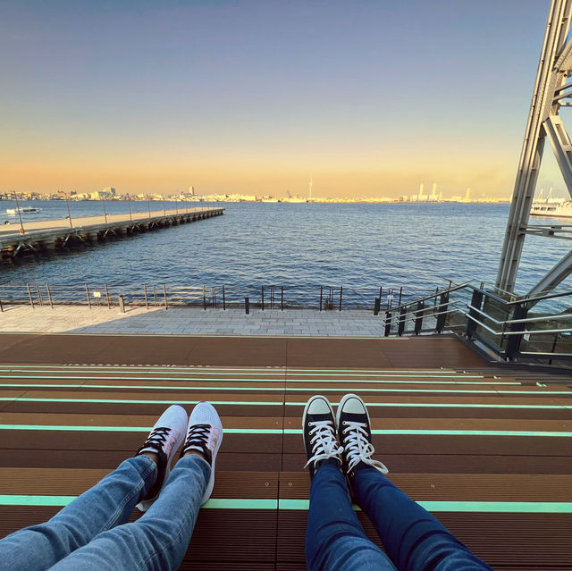 Sunset Magic at Minato Mirai: Where Urban Meets Serene