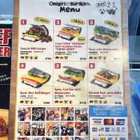Onigiri Burger แฮมเบอร์เกอร์สไตล์ญี่ปุ่น
