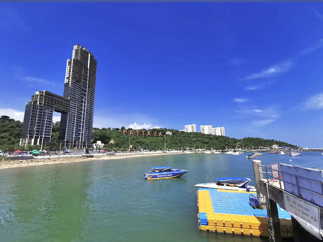 “ท่าเรือแหลมบาลีฮาย” ที่ขึ้นเรือไปเกาะล้านพัทยา