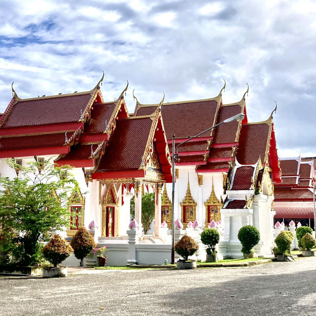 Phutta Thiwat Temple Betong