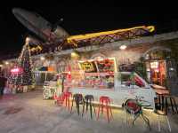 “ตลาดนัดรถไฟศรีนครินทร์” ตลาดวินเทจกลางคืน